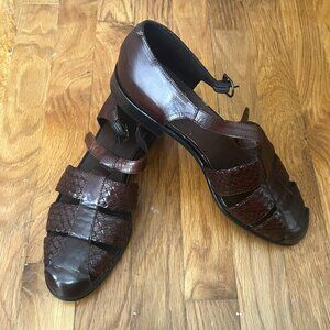 Vintage 90s Eddie Bauer fisherman sandals